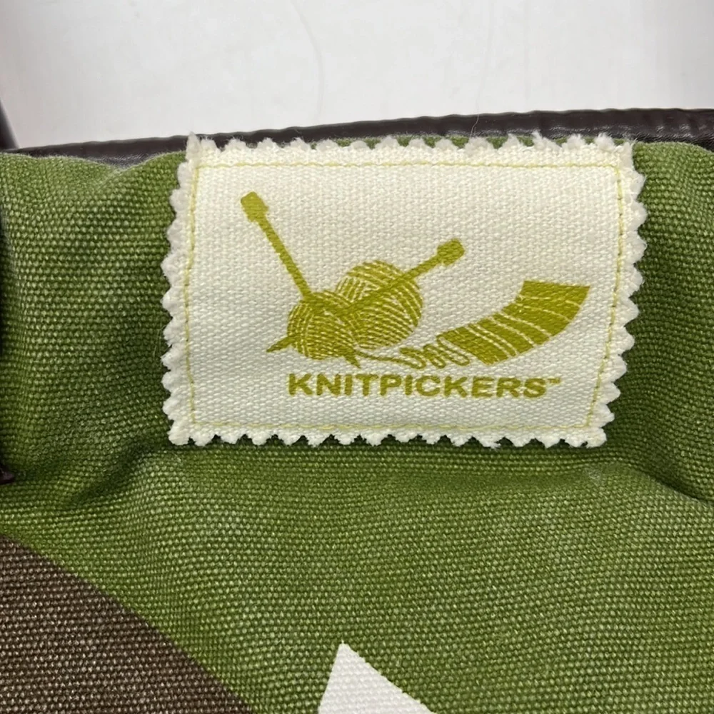Knotpickers Knitting Tote Bag Floral Tote Bag With Leather Handles. TOT1788D